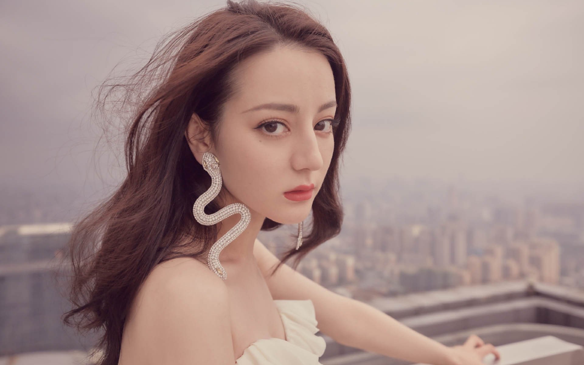 法甲争冠之路：巴黎圣日耳曼对阵马赛关键对决，巴黎圣日耳曼对战巴塞罗那