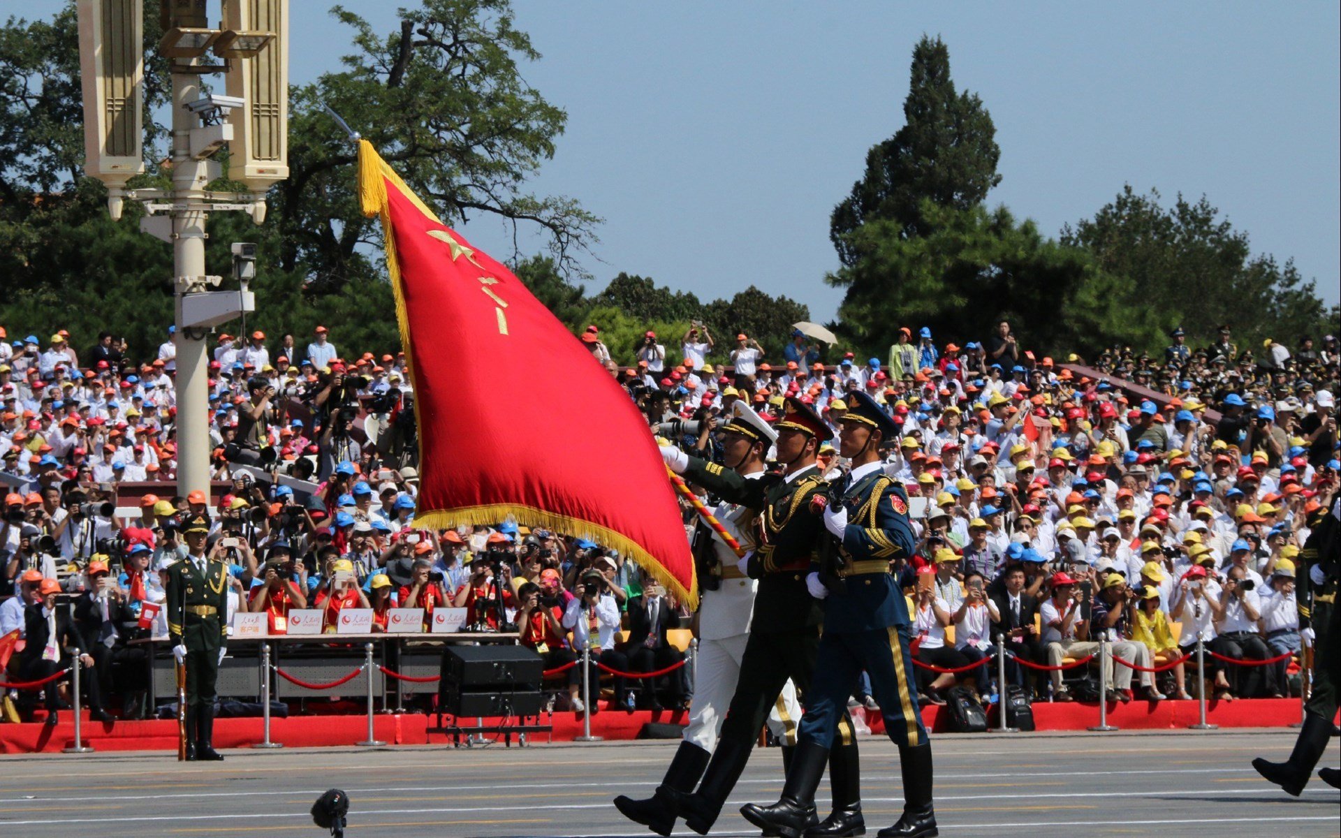 篮球运动员专项体能训练监测与反馈机制，篮球运动员体能训练内容