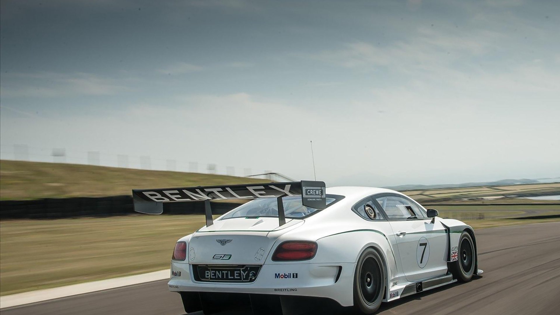 九游-青少年比赛奖项机制鼓励团队合作，青少年含金量高的比赛